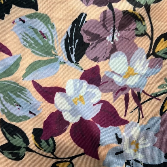 🆕 listing! Versatile Nina Parker floral set (top only) - Picture 3 of 7